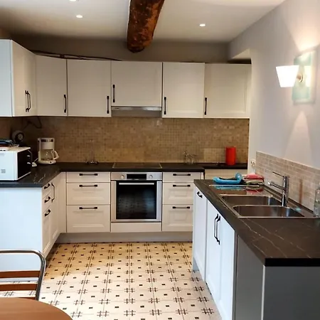 Charming House & Garden In - Boules & Terraceb Casa vacanze *